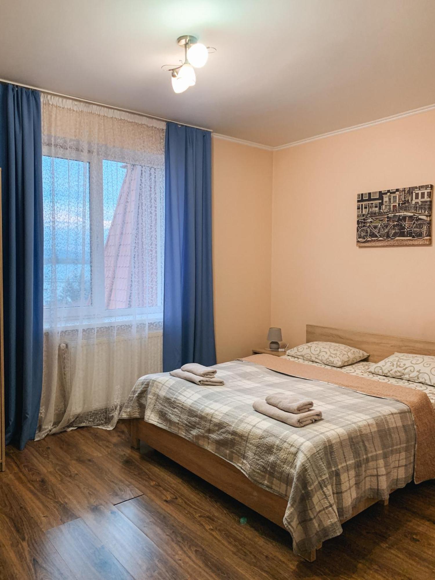 Apartments Domovik Parkaniya, 2A Мукачеве Екстериор снимка