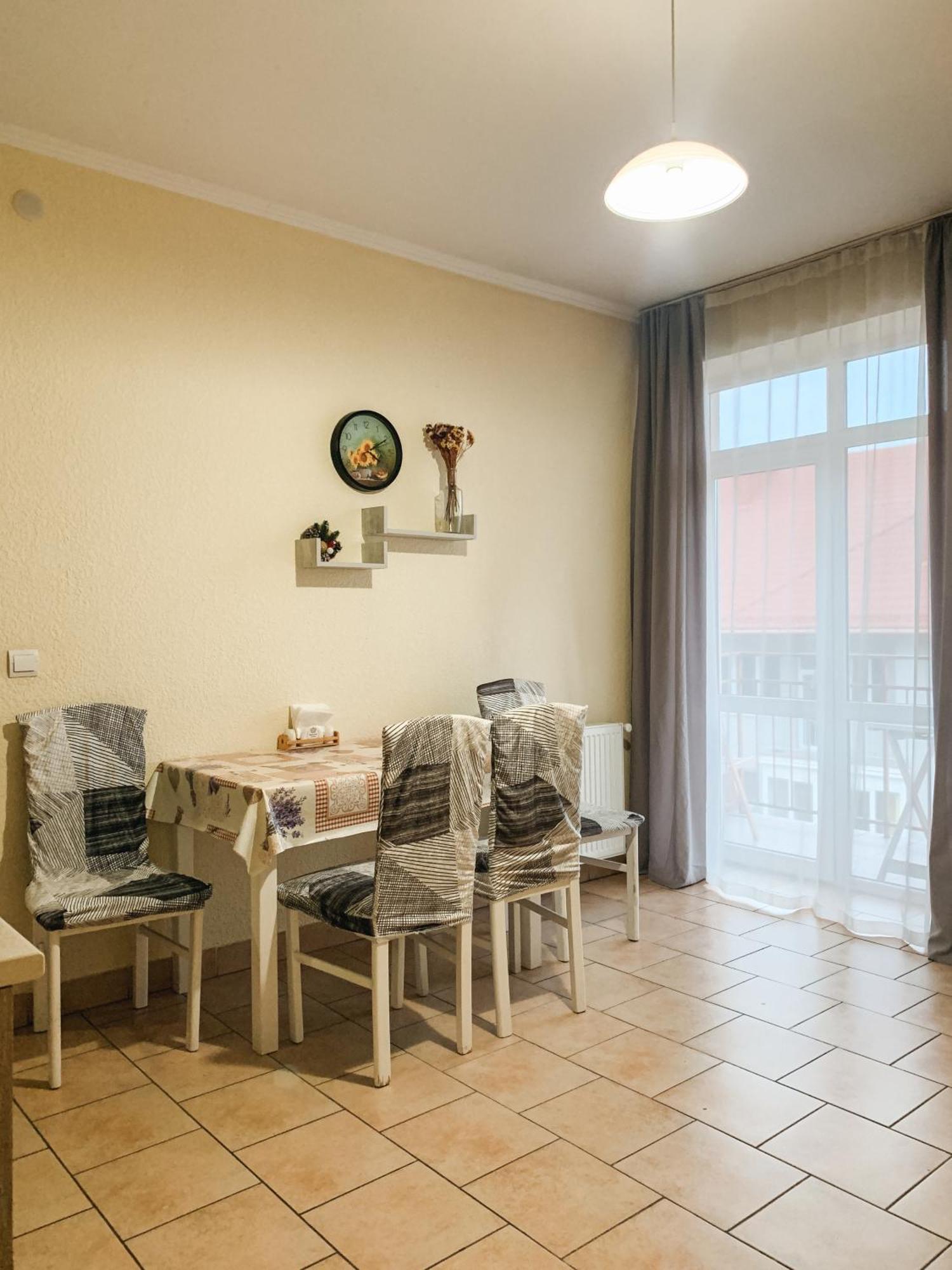 Apartments Domovik Parkaniya, 2A Мукачеве Екстериор снимка