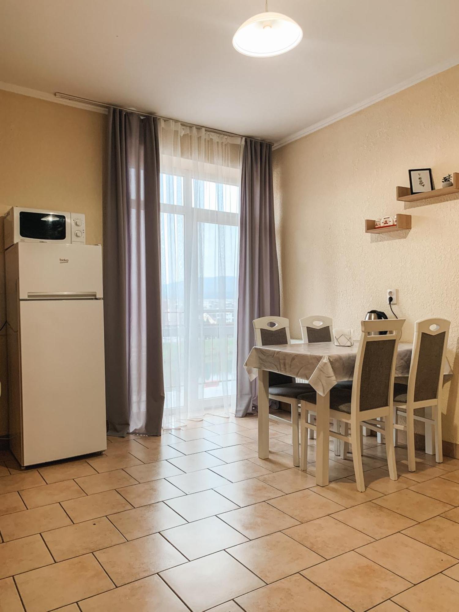 Apartments Domovik Parkaniya, 2A Мукачеве Екстериор снимка
