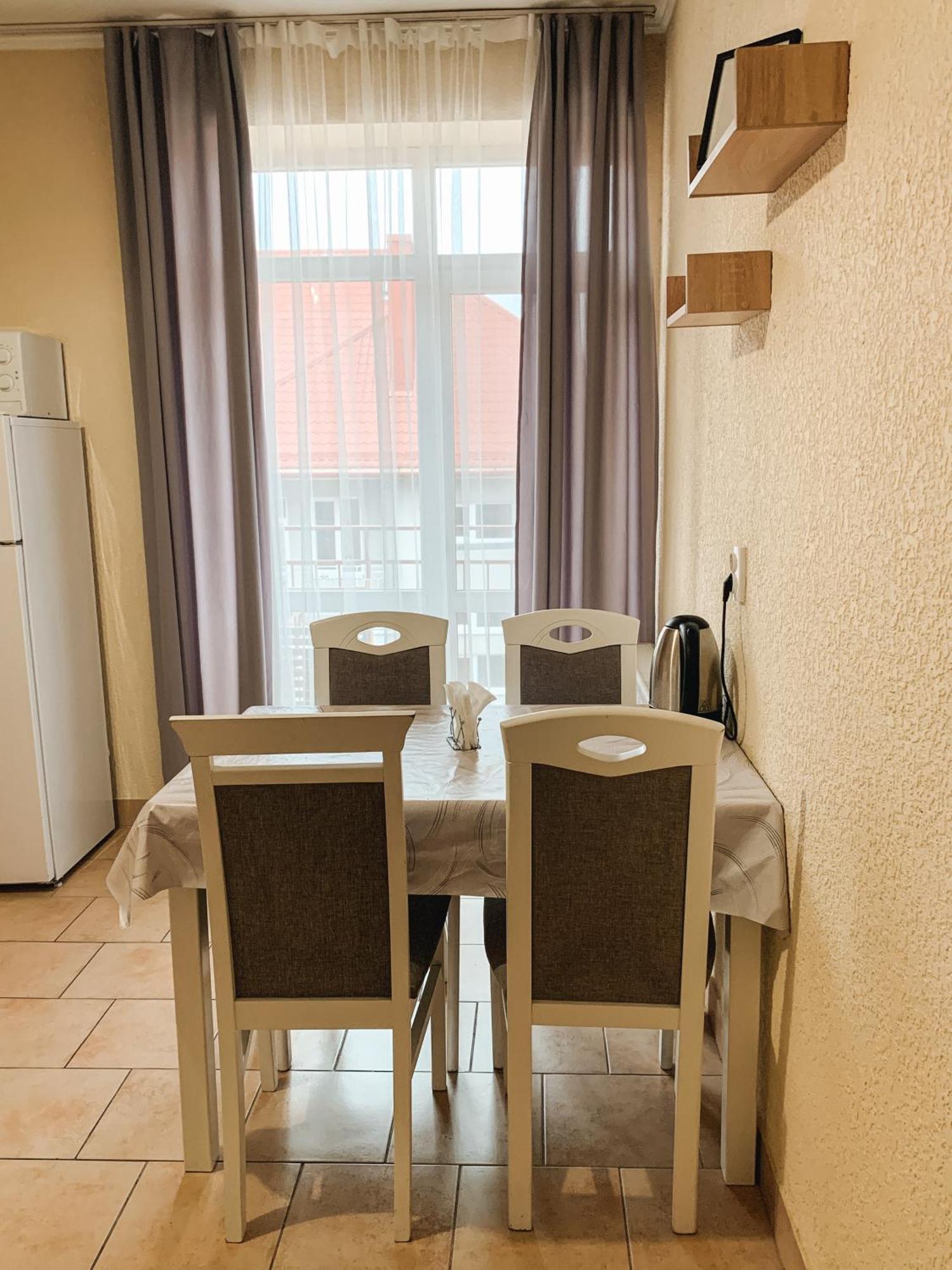 Apartments Domovik Parkaniya, 2A Мукачеве Екстериор снимка